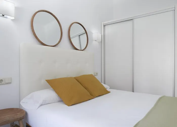 Always Easy I Chillida